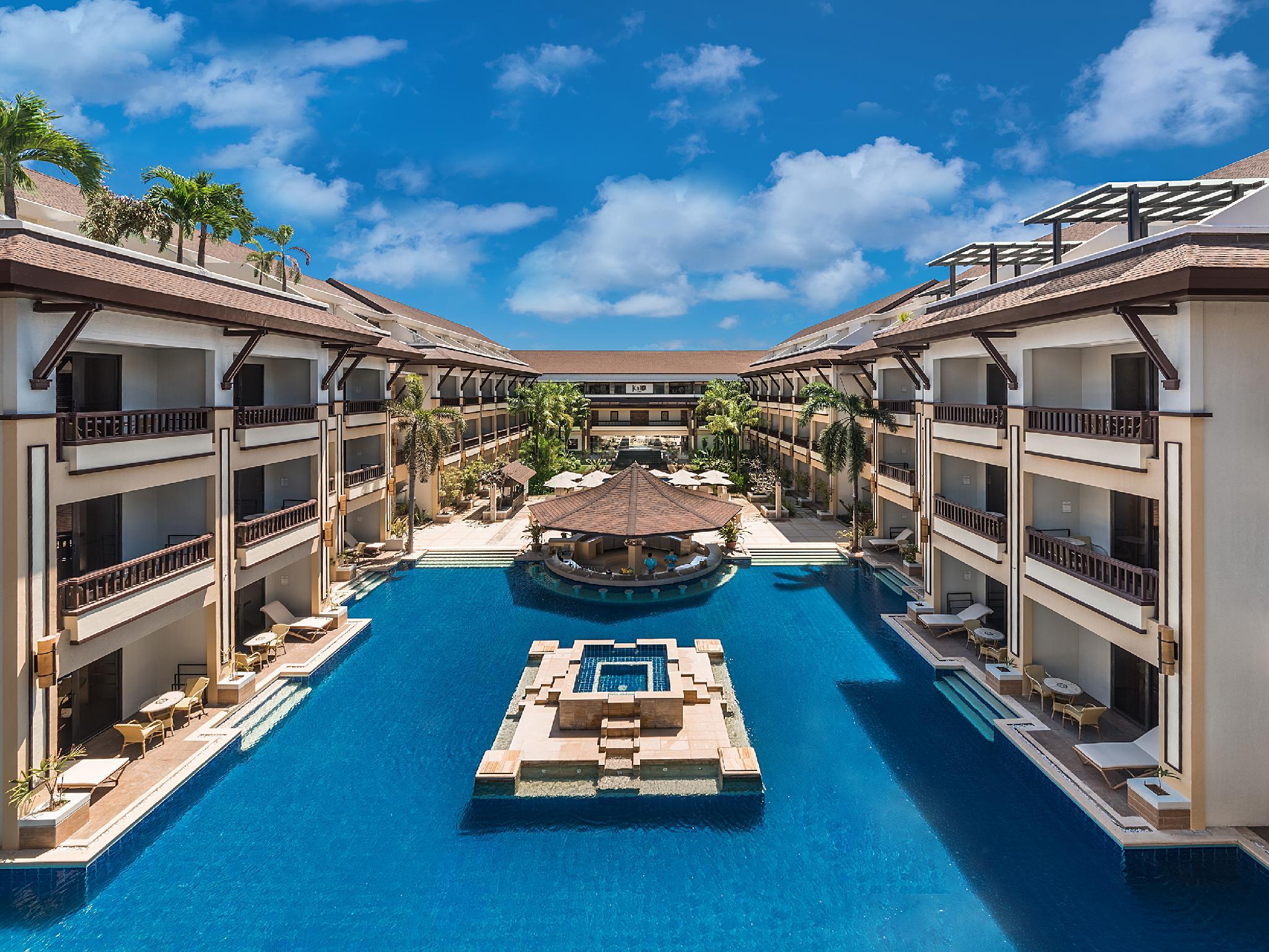 Henann Regency Resort & Spa in BORACAY