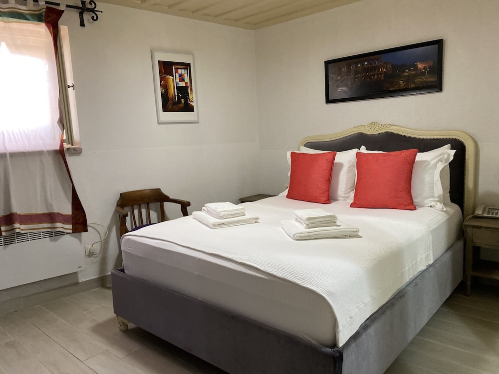 Nisi Hotel 13/63