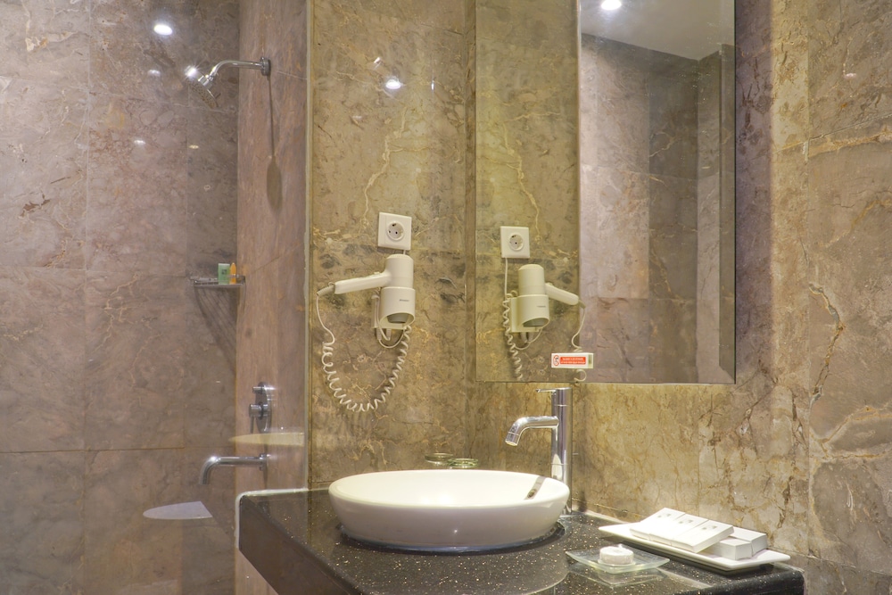 Swiss Belhotel Lampung 20/20