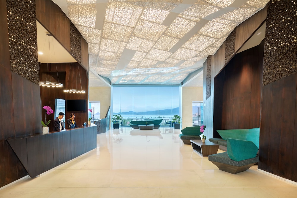 Novotel Lampung 12/72