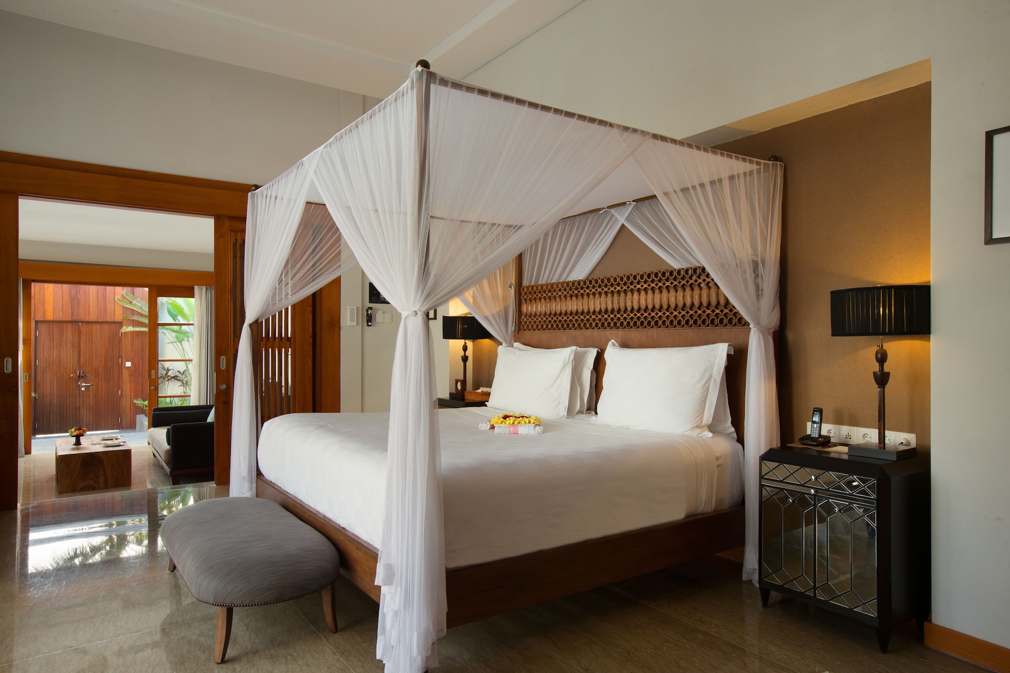 1 BEDROOM, VILLA, PRIVATE POOL