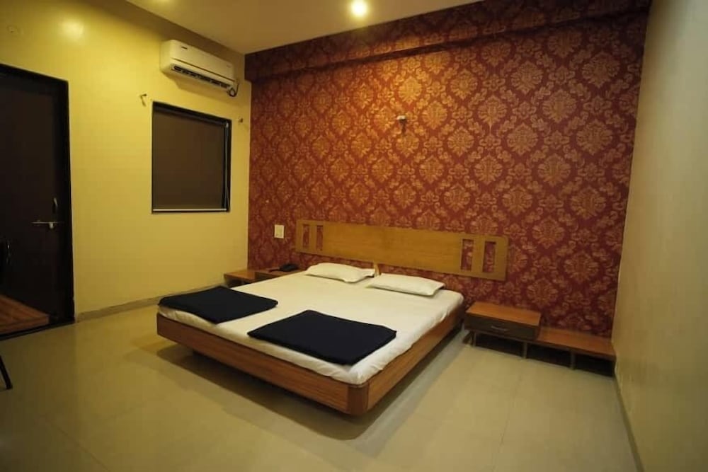 Tourist Home Lodging 15/36