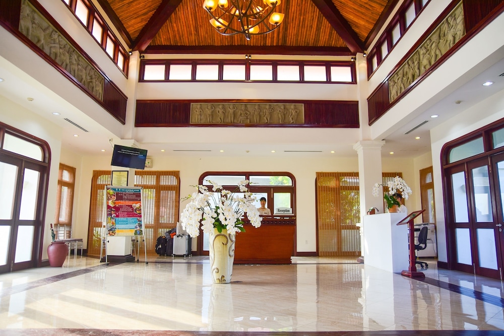 Furama Villas Da Nang 9/75