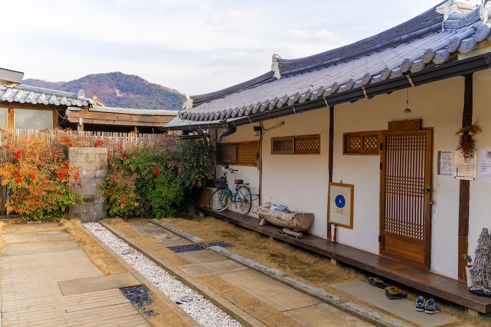 Sarangroo 4/50
