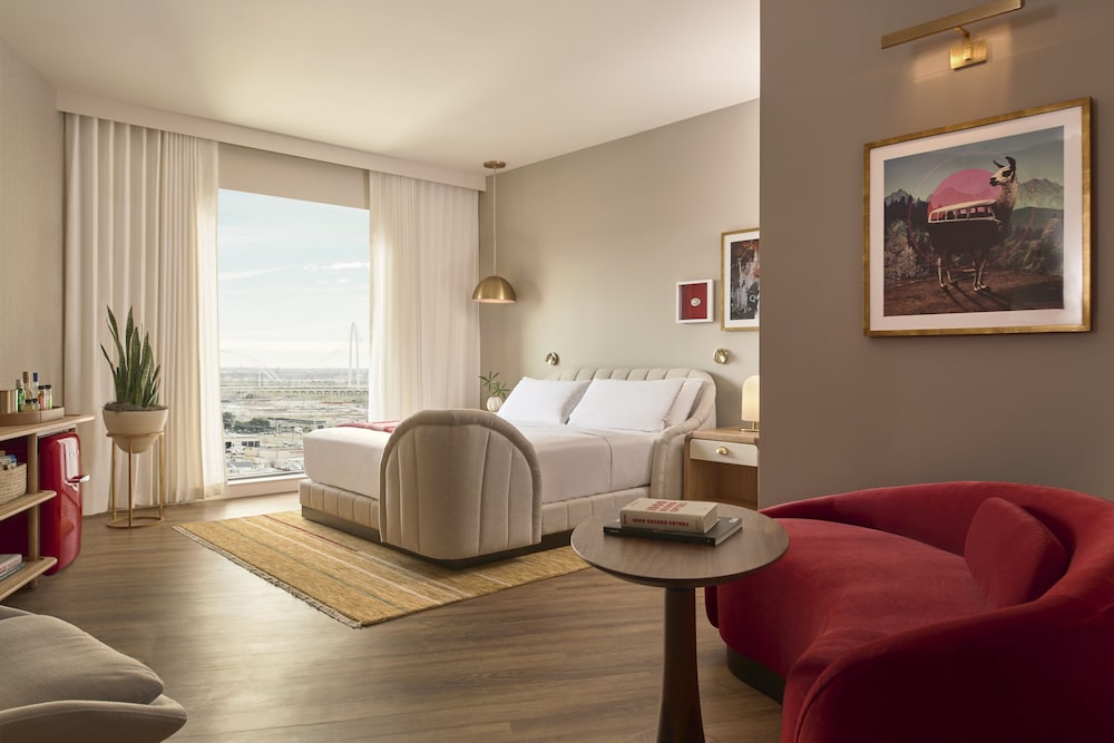 Virgin Hotels Dallas 30/80