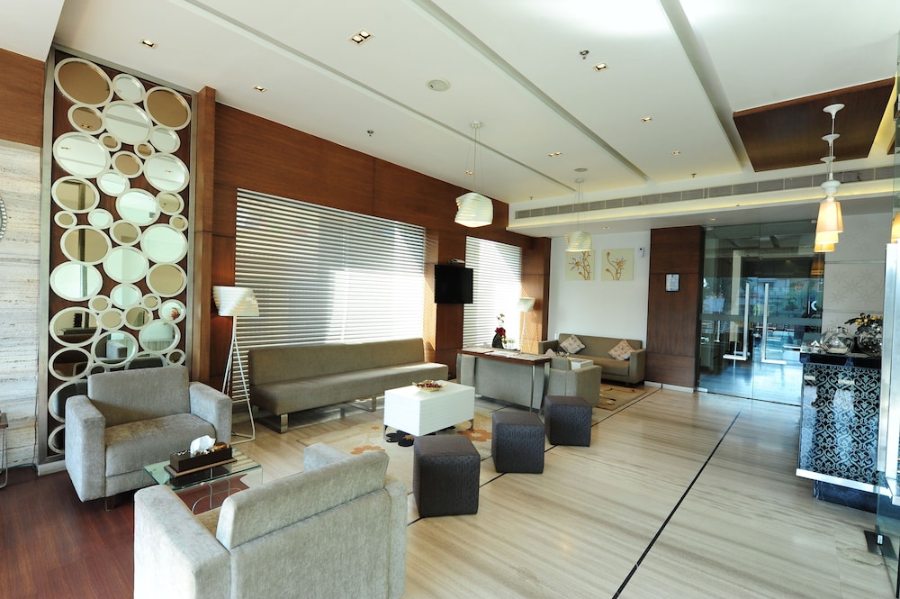 Hotel Suba Star 7/50