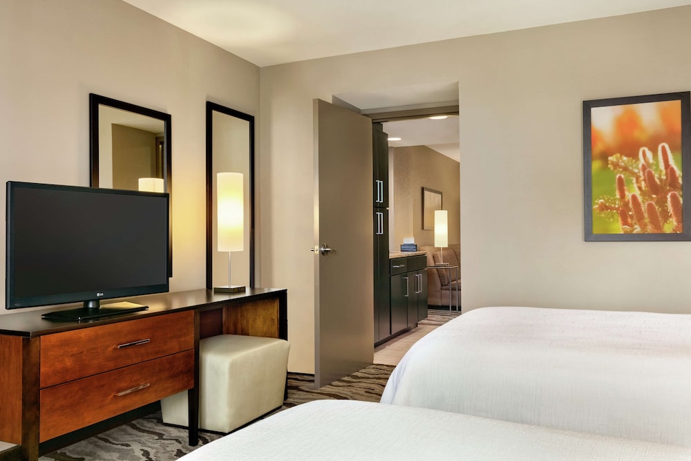 Embassy Suites Chattanooga / Hamilton Place 7/34
