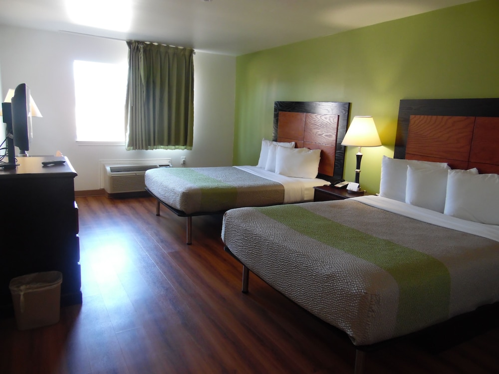 Motel6 Ennis, TX 31/66
