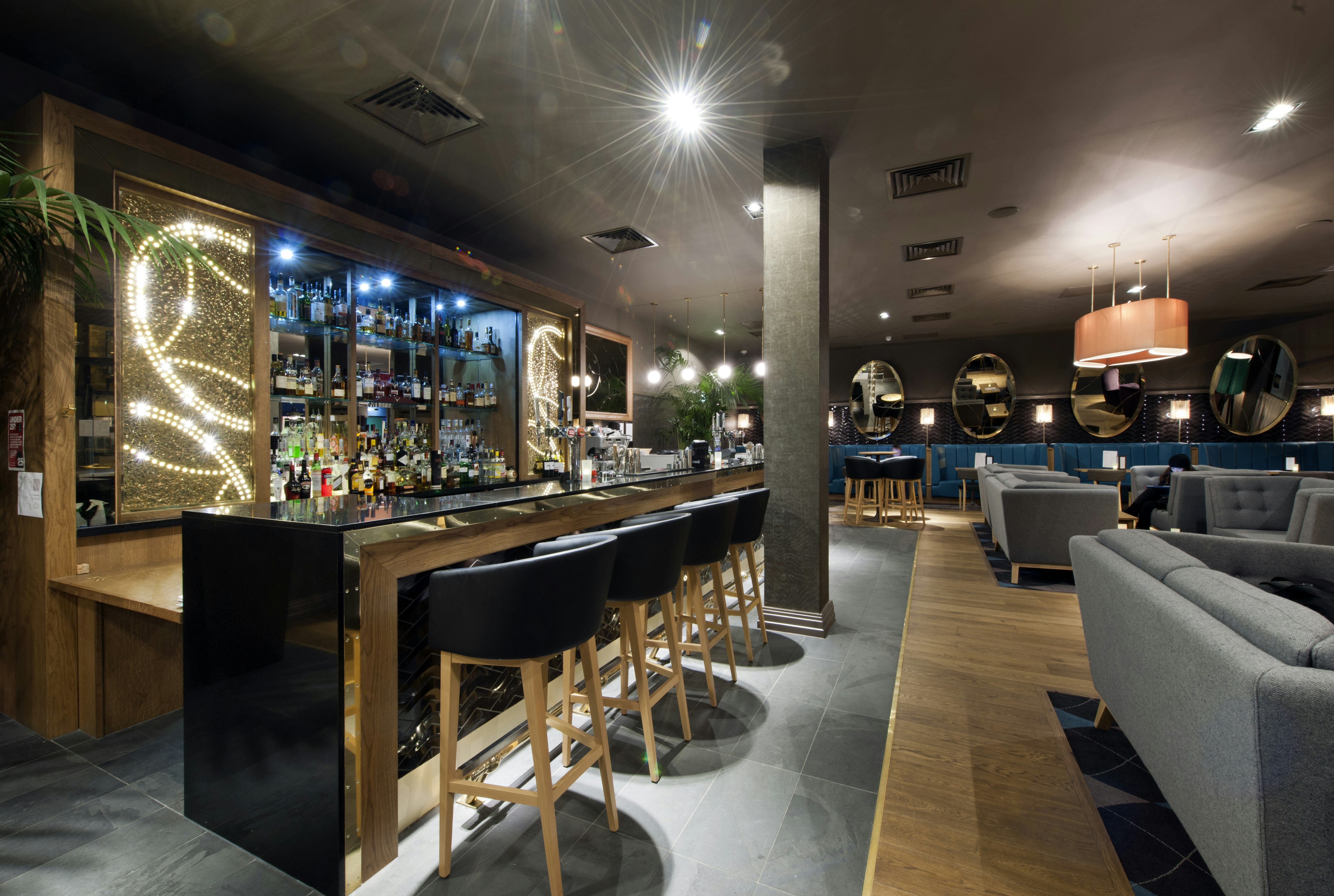 Doubletree By Hilton Edinburgh City Centre 49/64