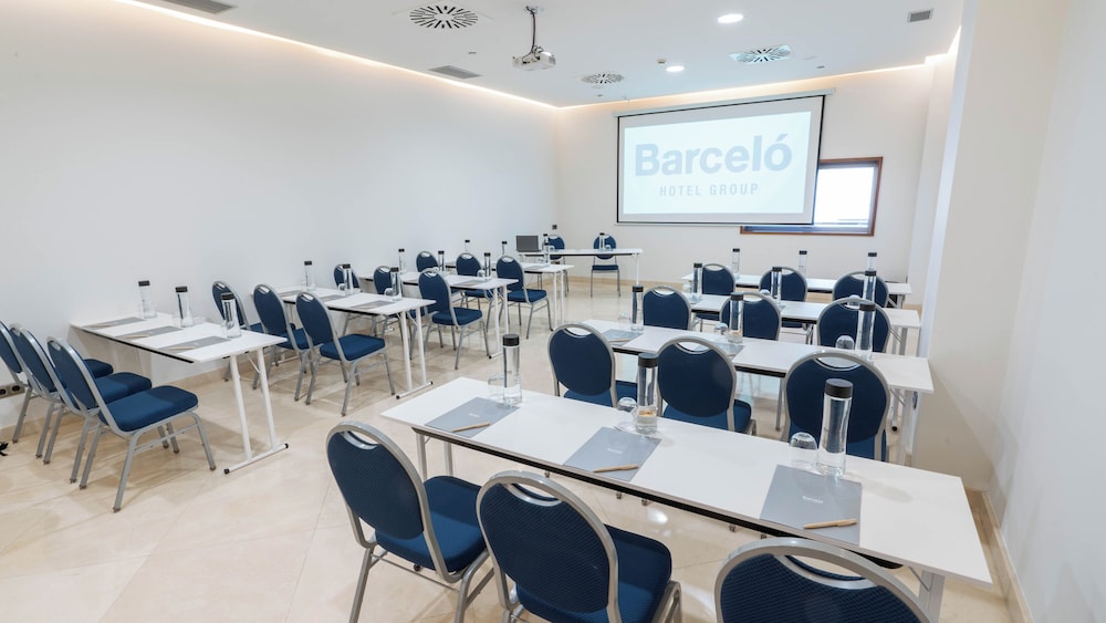 Barcelo Granada Congress 68/77