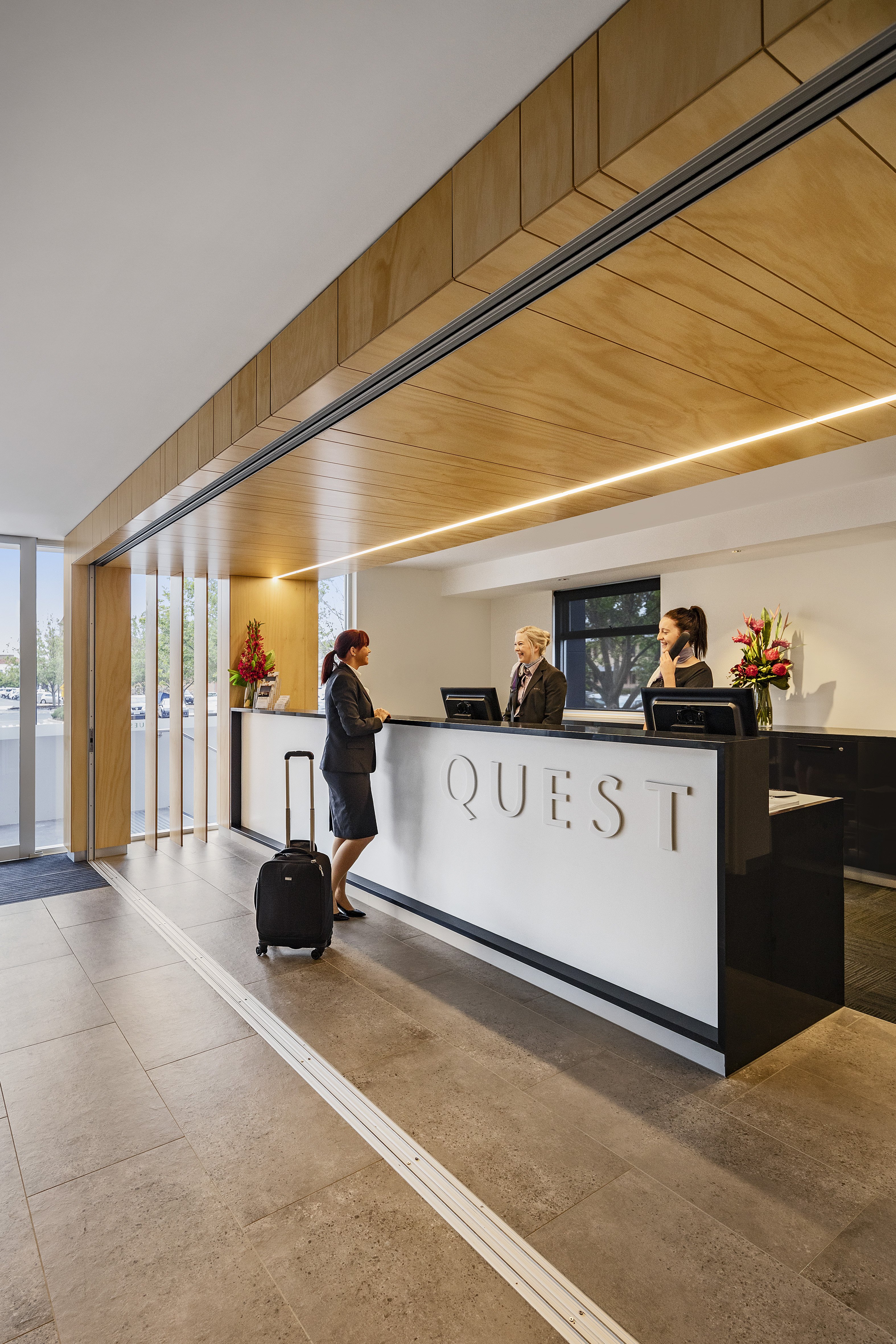 QUEST PORT ADELAIDE 12/62