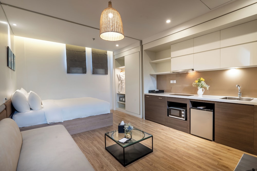 Parosand Hanoi Hotel & Apartment 38/50
