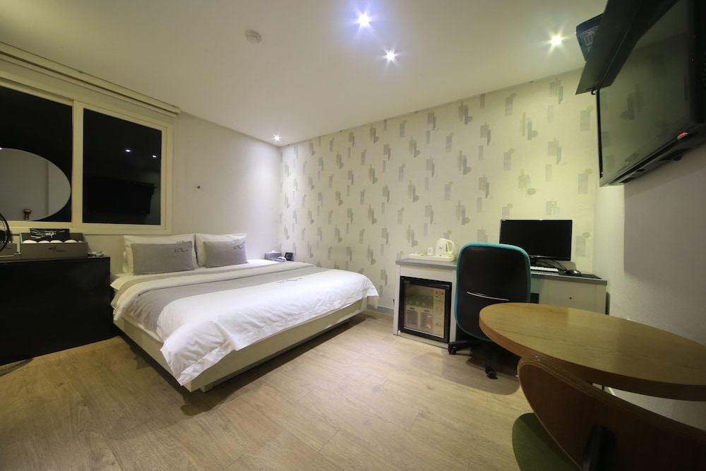 Busan H-Avenue Hotel Seomyeon Station 10/58