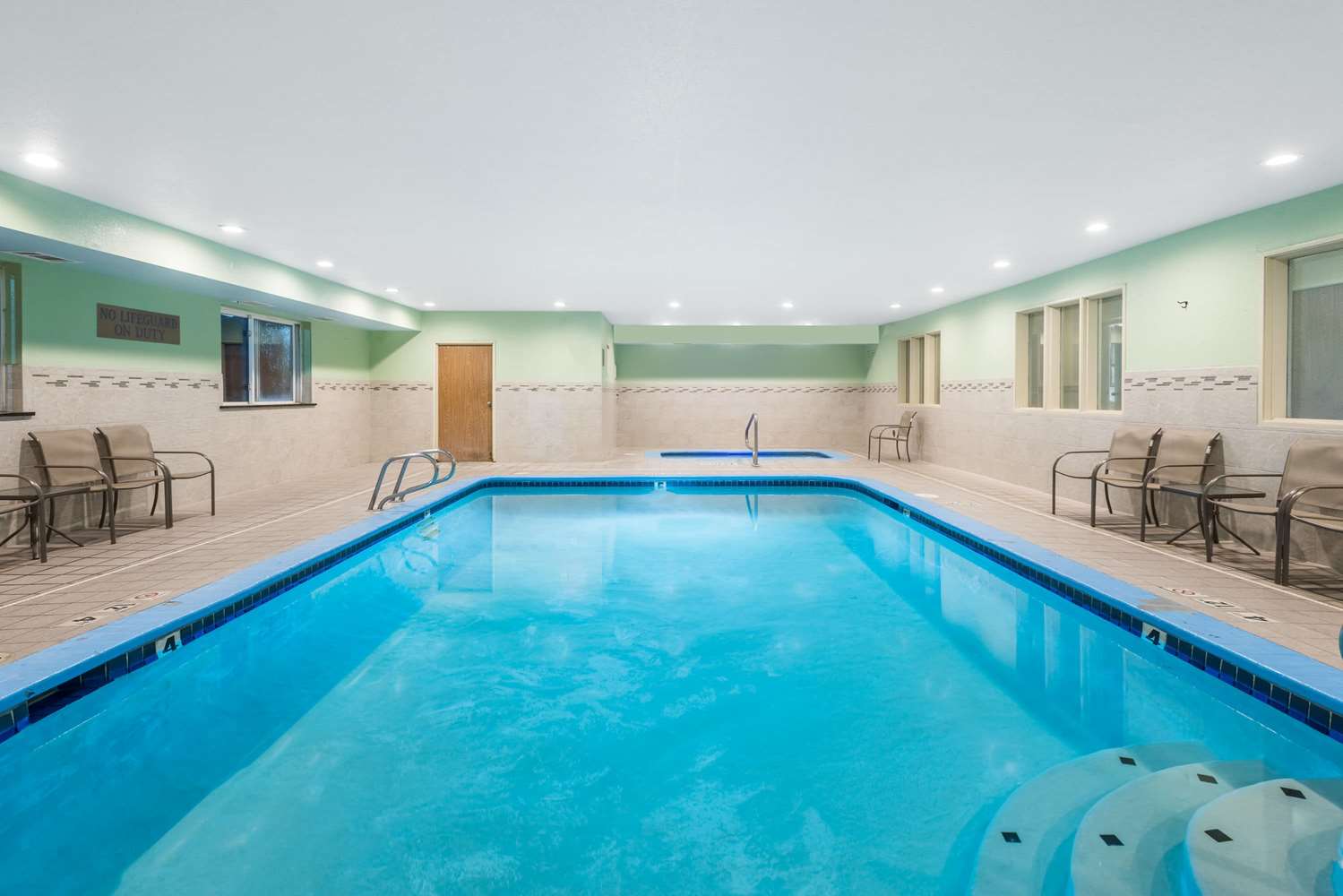 Country Inn & Suites by Radisson, Coeur d'Alene 22/27