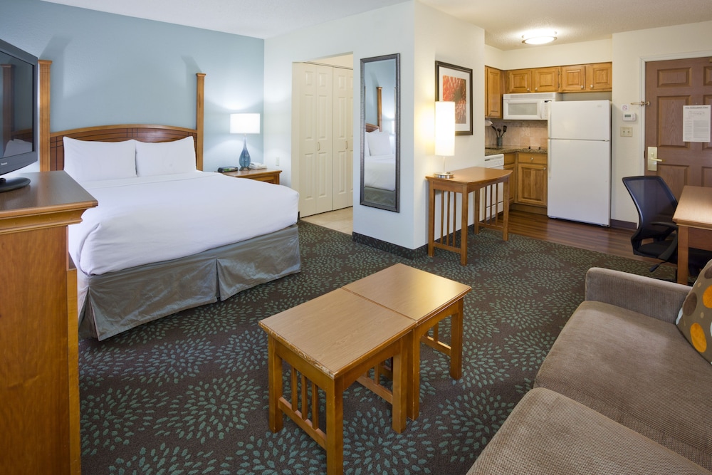 Staybridge Suites Mpls Maple Grove Arbor Lakes 16/62