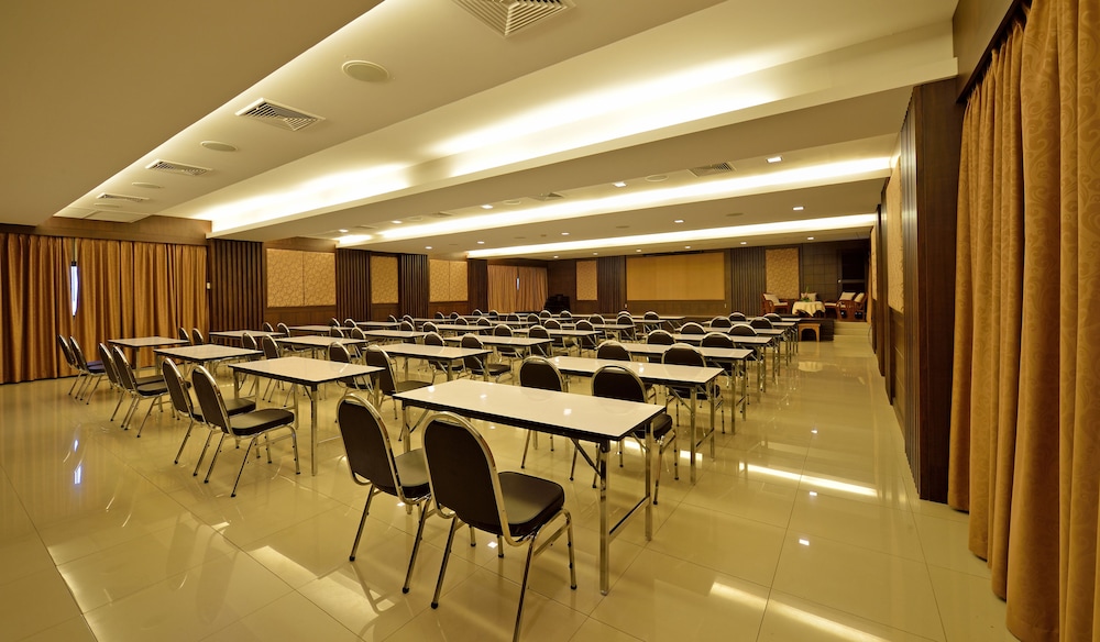 Srisuksant Resort 46/50