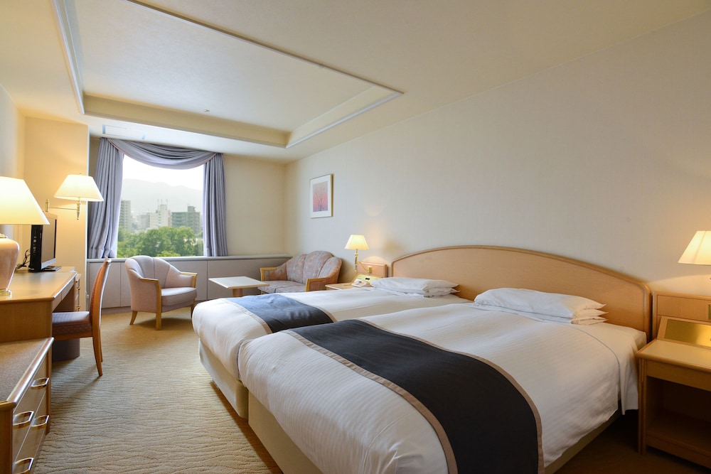 Hollywood, Twin Beds, Large