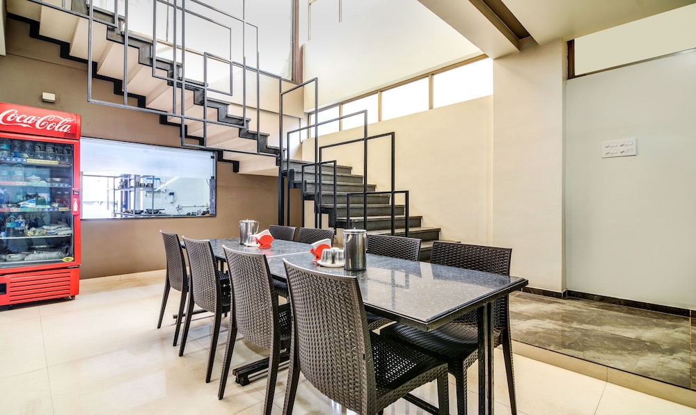 Treebo Shree Sai Suites 30/32