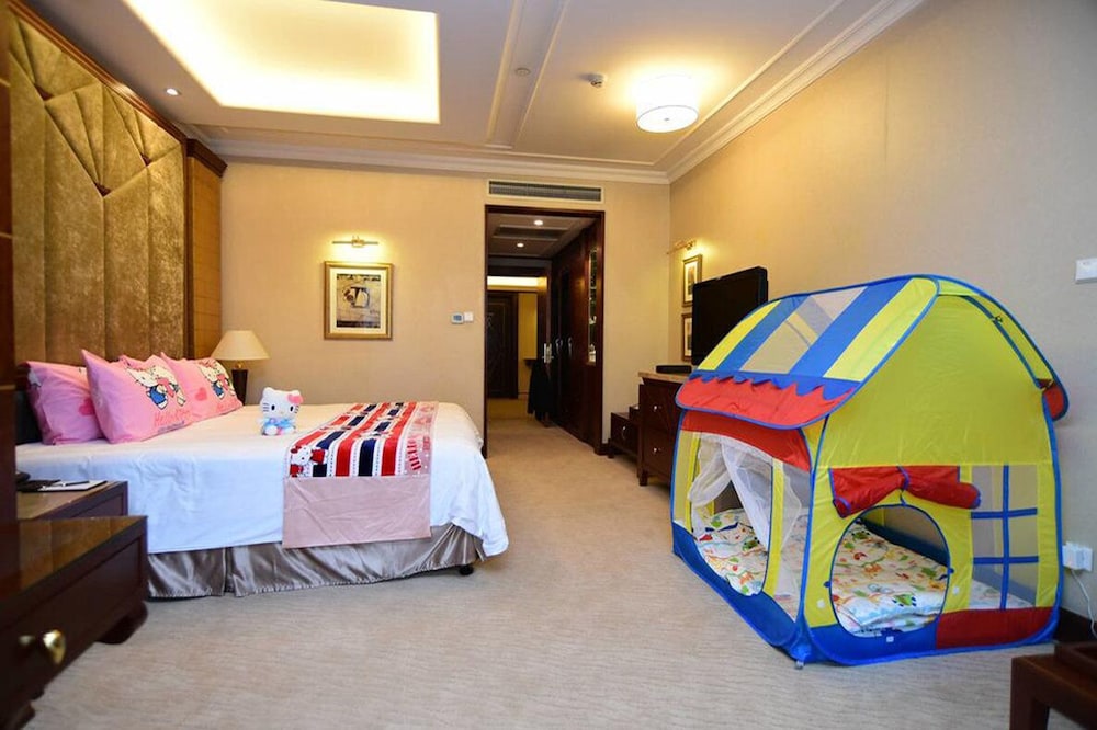 Xijiao State Guest Hotel 30/75