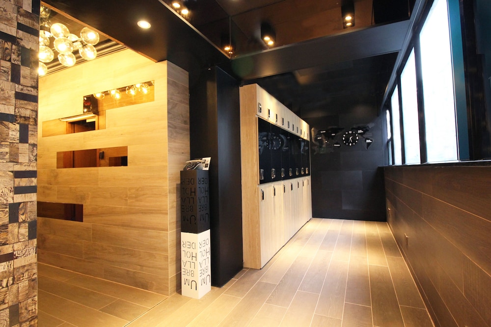 The Nap Tsim Sha Tsui 30/42