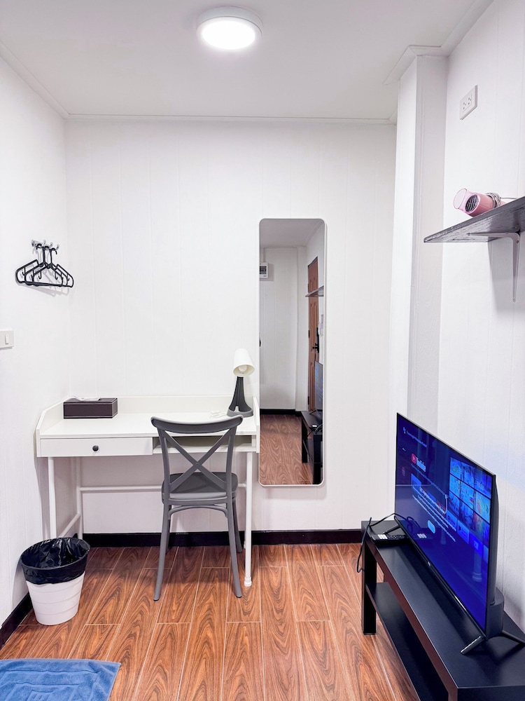 Diff Hostel 42/72