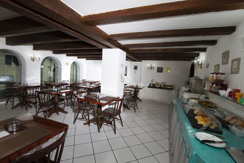 Hotel Modena 35/50