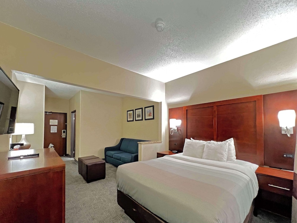Quality Inn & Suites Green Bay - Ashwaubenon 9/50