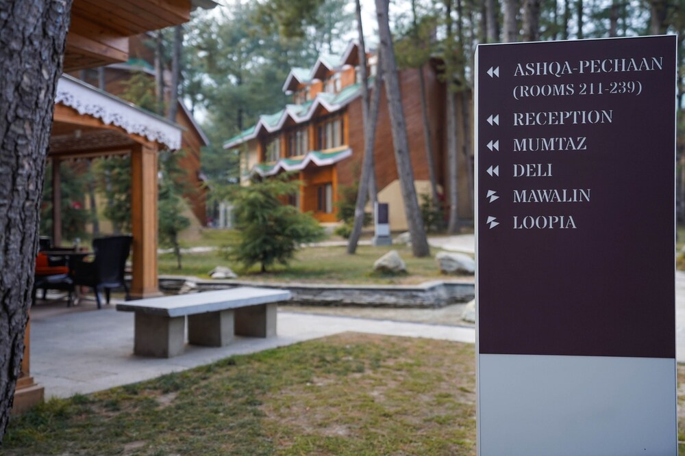 Radisson Golf Resort Pahalgam 3/61