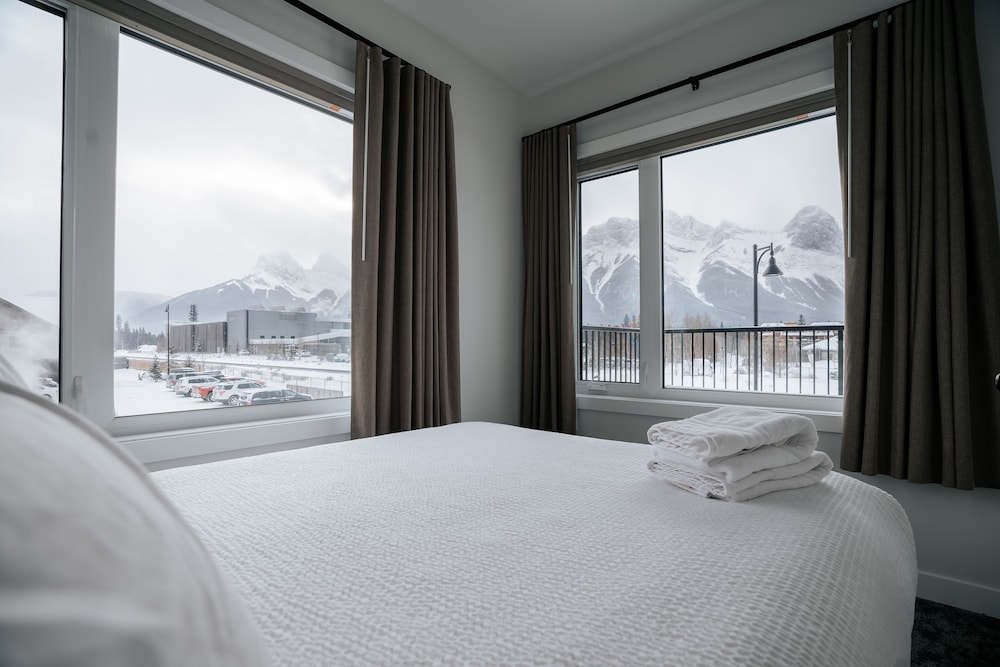 Basecamp Resorts Canmore 13/50