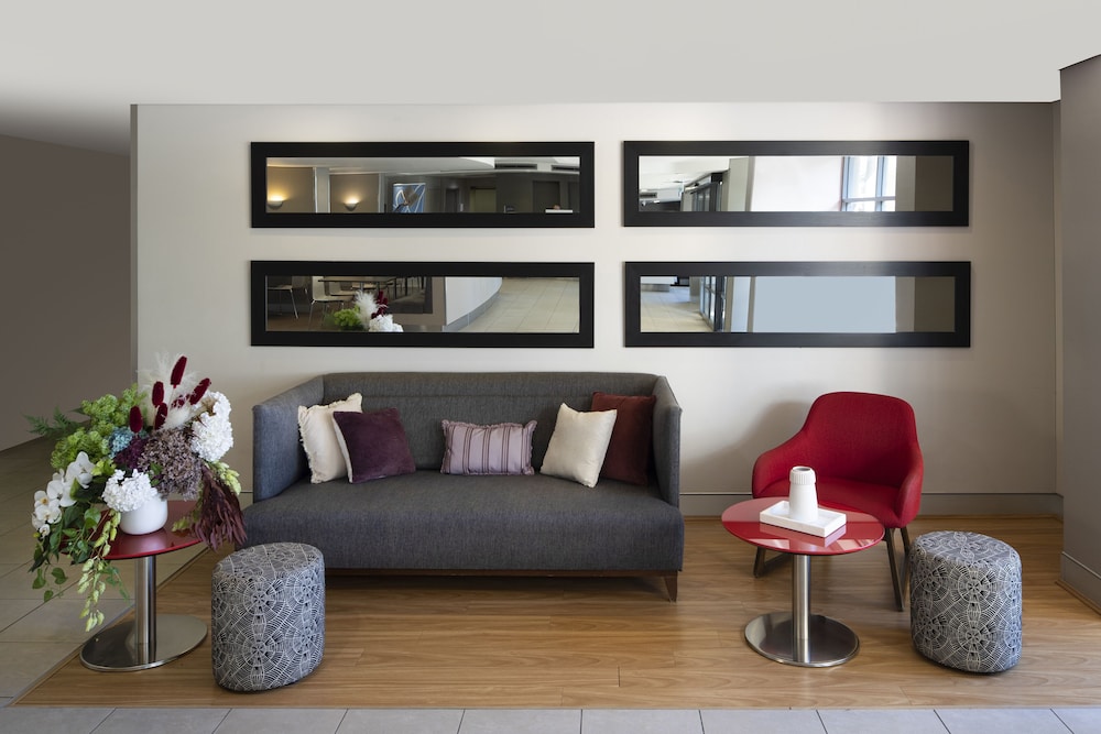 Mercure Sydney Manly Warringah 50/73