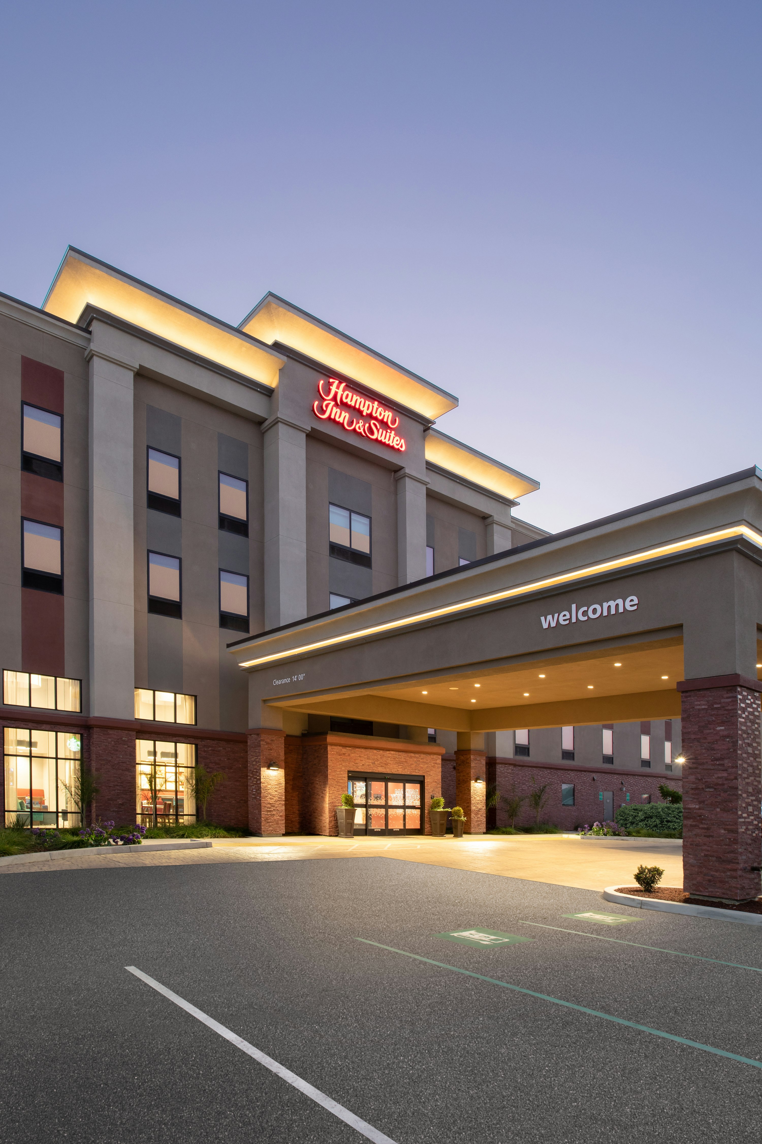 Hampton Inn and Suites Watsonville CA 11/13
