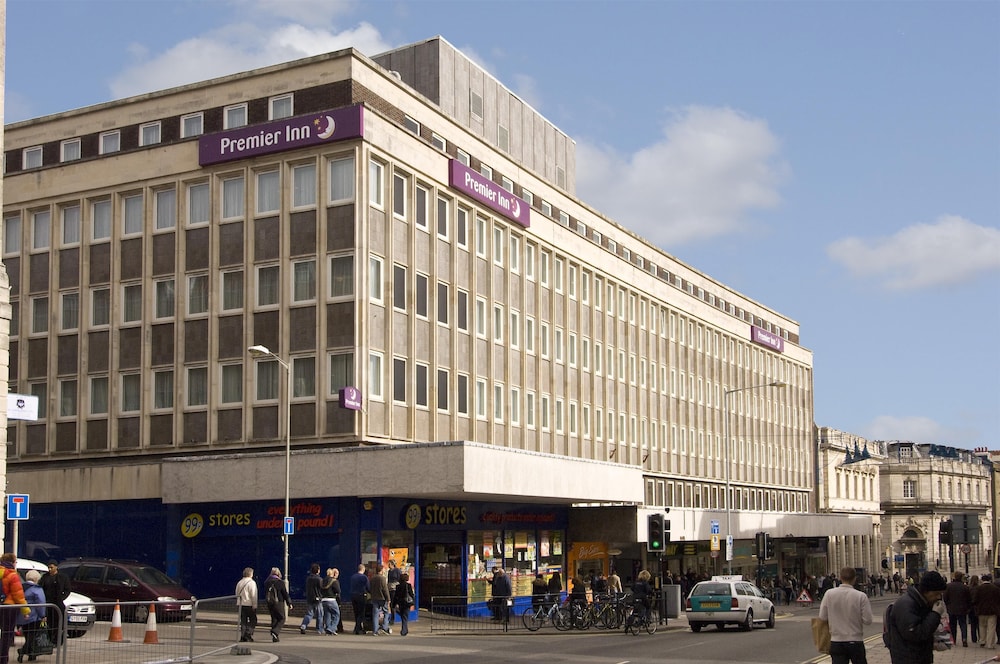 Premier Inn Brighton City Centre (North Street) in BRIGHTON