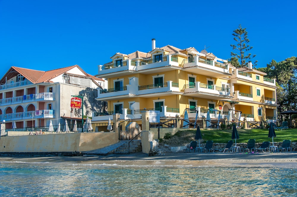 Andreolas Luxury Suites 2/72