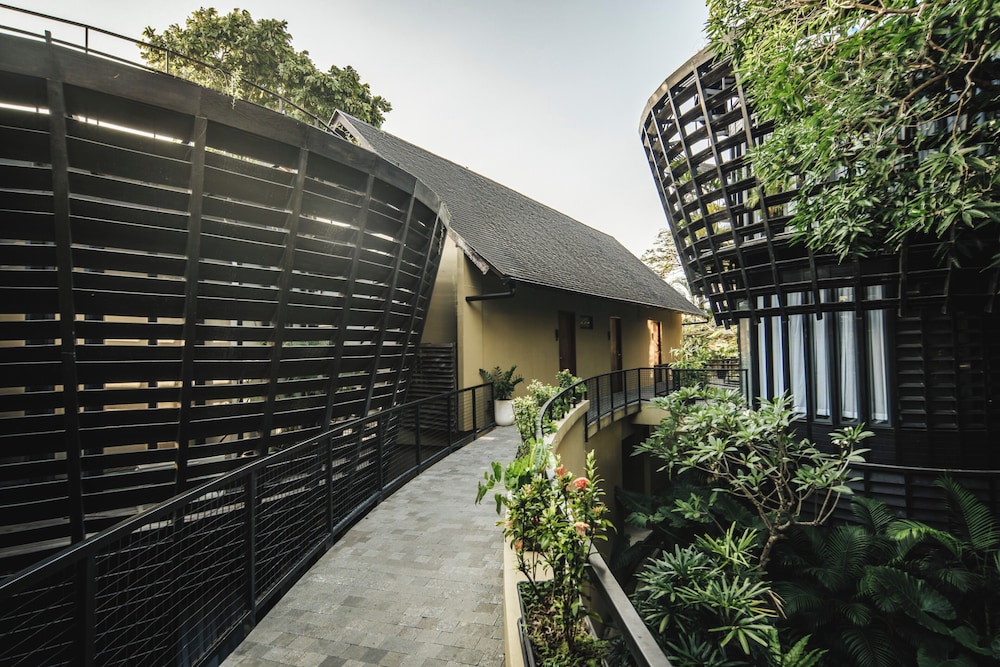 Canggu Cabana Beach Resort by Ini Vie Hospitality in Canggu