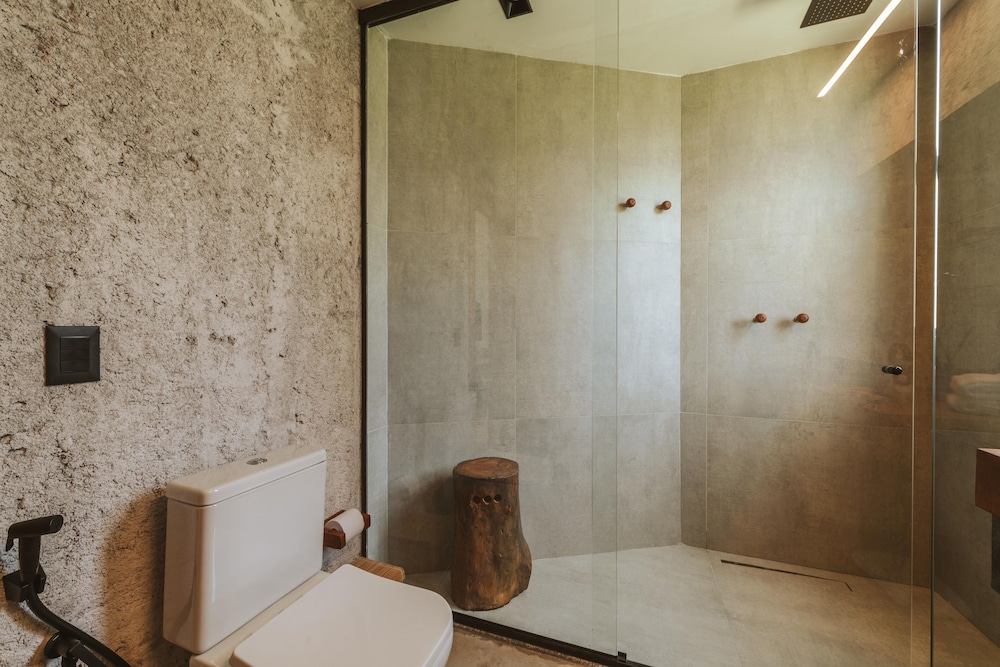 Tuju boutique hotel by SHE 50/50