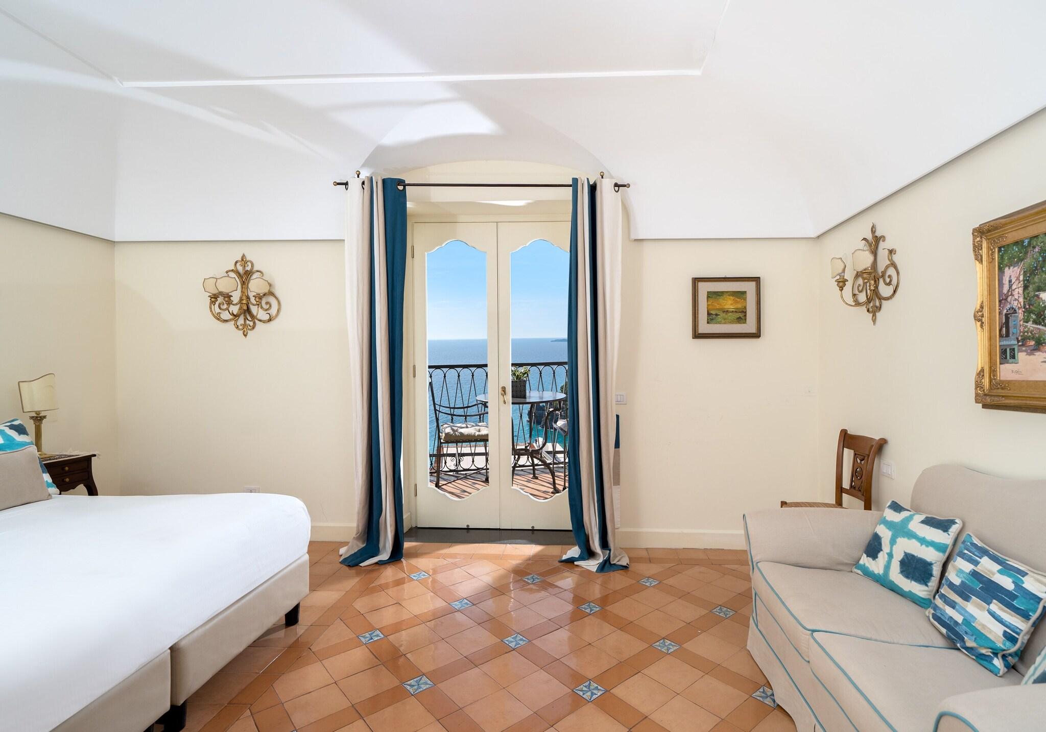 غرفة سوبيريور بسرير مزدوج بإطلالة على البحر، Hotel Punta Regina 2/3