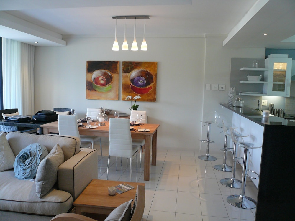 Whale Coast Hotel 48/71