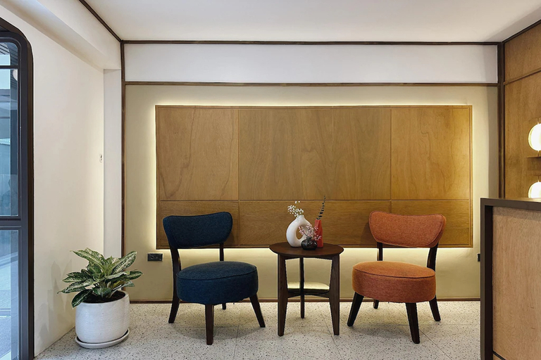 Parcel Hotel Bangkok 10/11