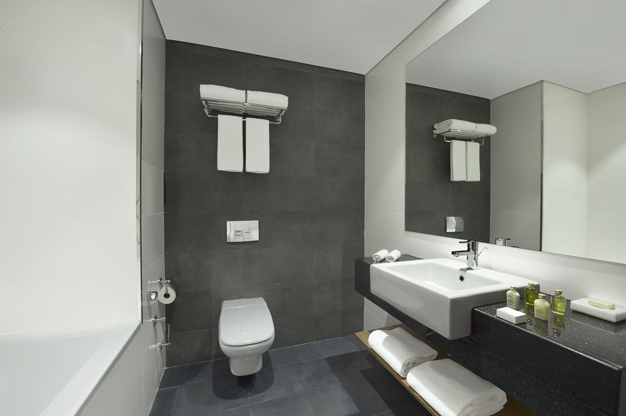 Vyp, Premium, Suite 2/4
