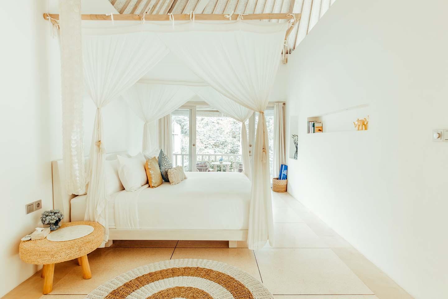 Suite, King Bed, Valley View