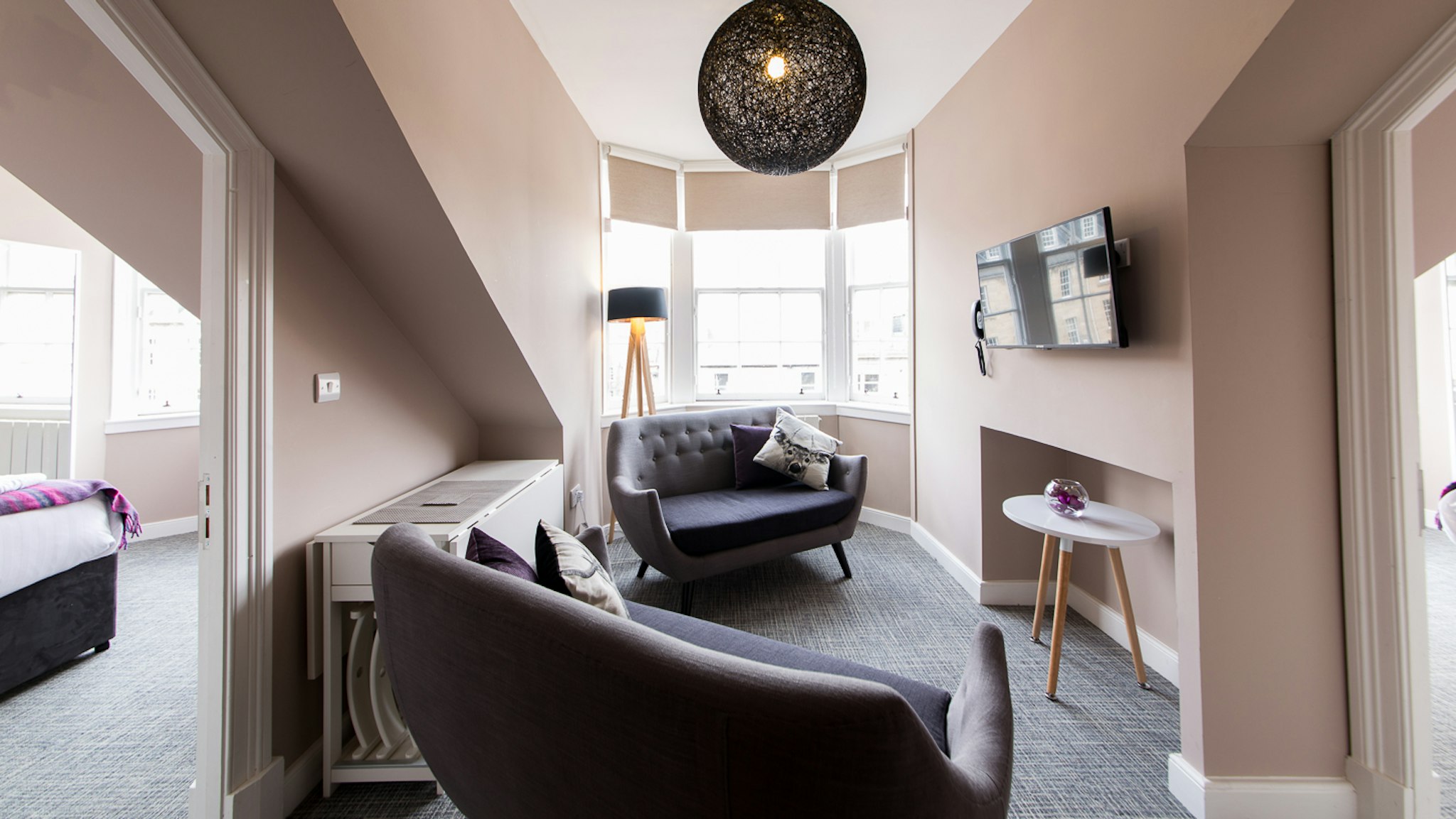 The Spires Serviced Apartments Edinburgh 20/24