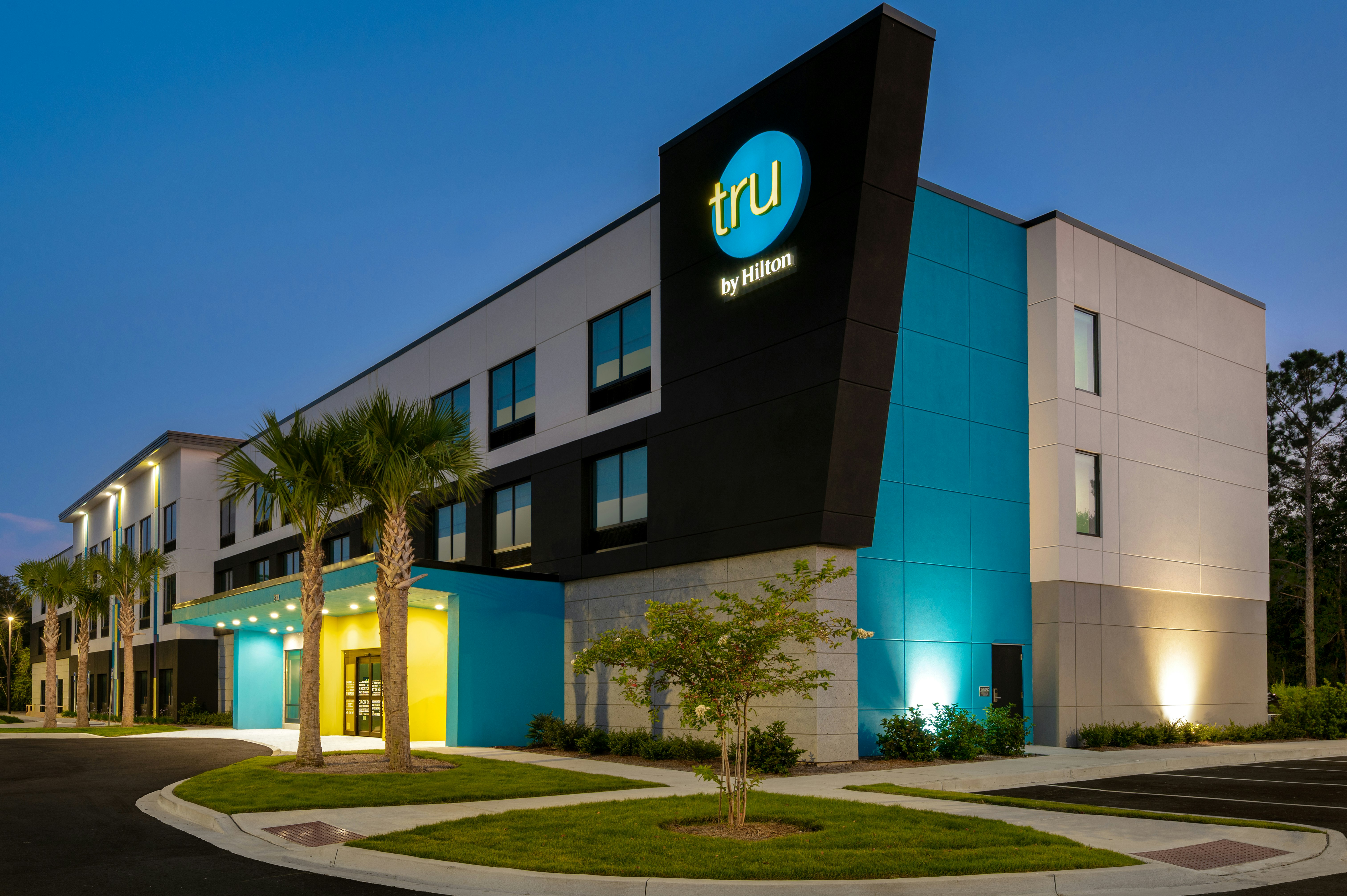 Tru by Hilton Brunswick photo1
