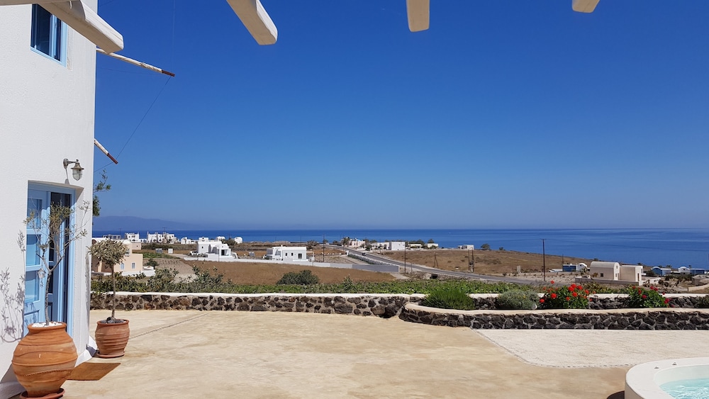 Windmill Villas 20/37