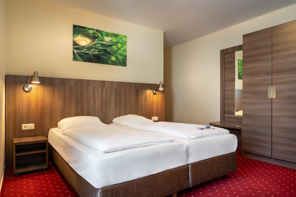 Hotel Leonet 47/71
