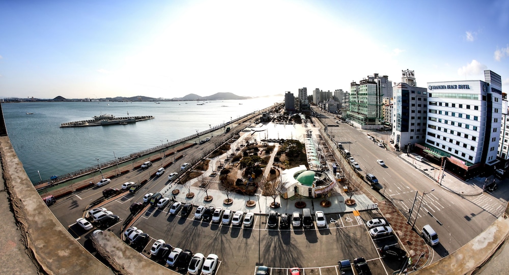 Shangria Beach Tourist Hotel 50/50