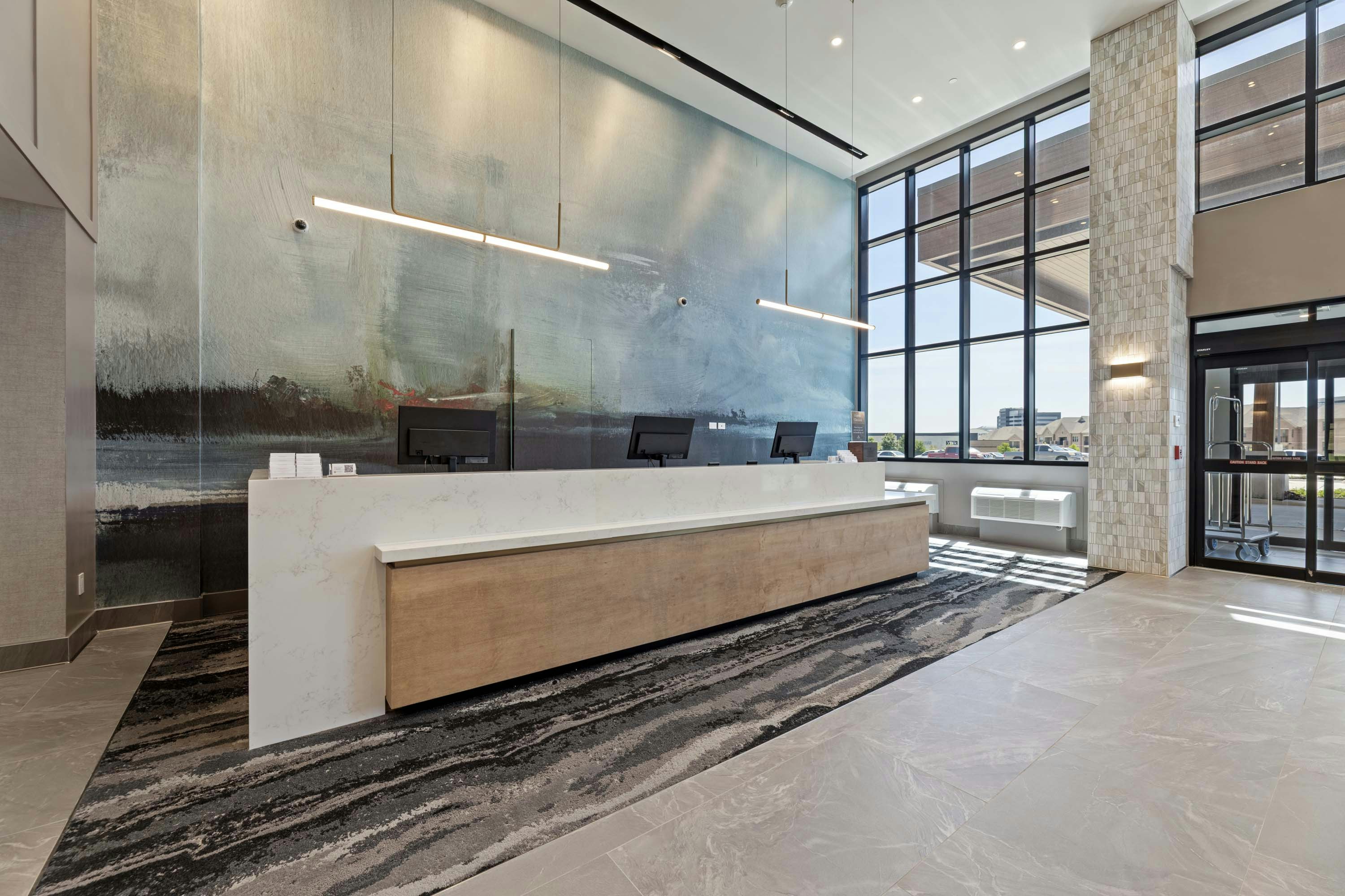Sandman Signature Las Colinas Hotel and Suites 3/25