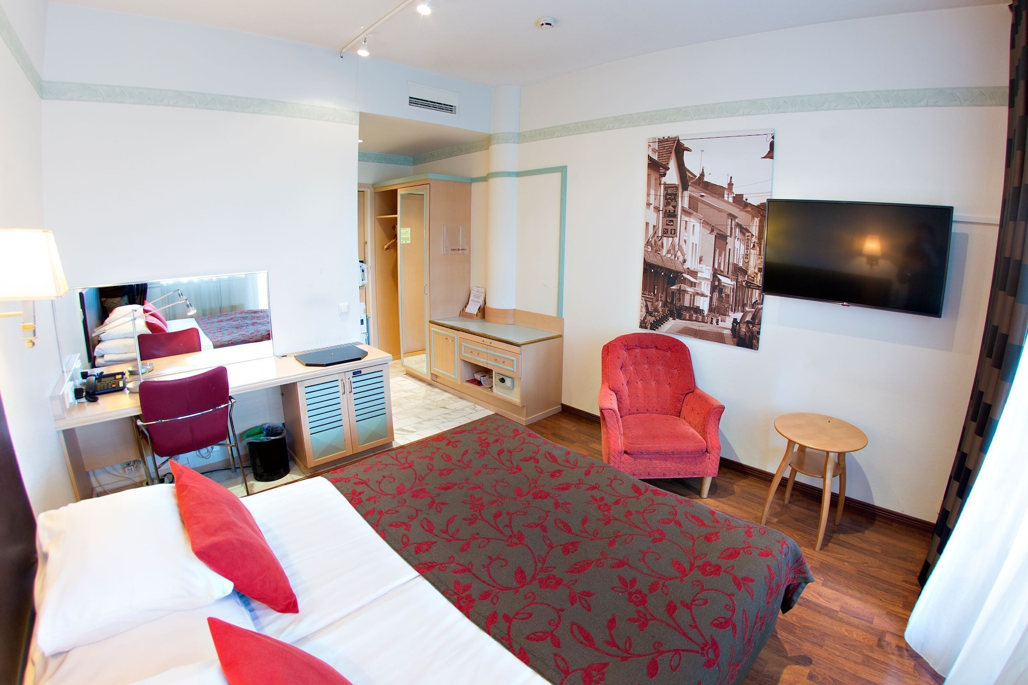 rooms