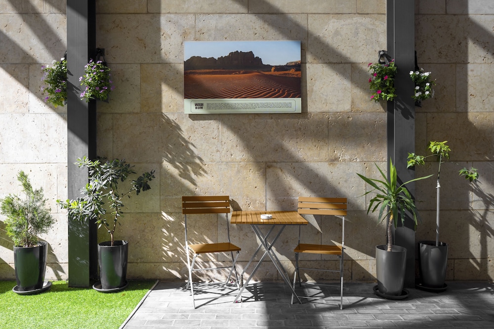 Sulaf Luxury Hotel 7/70