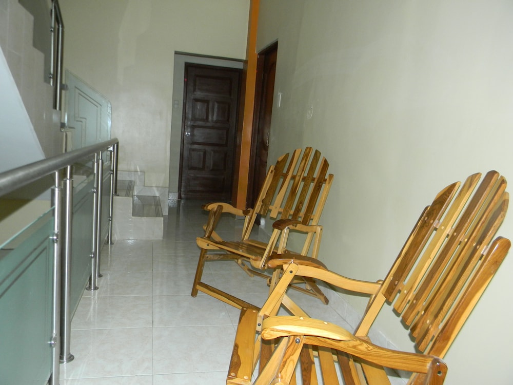 RIO GUAYAS HOTEL 24/30