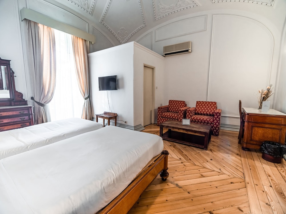 Superior, 1 Double and 1 Single Bed